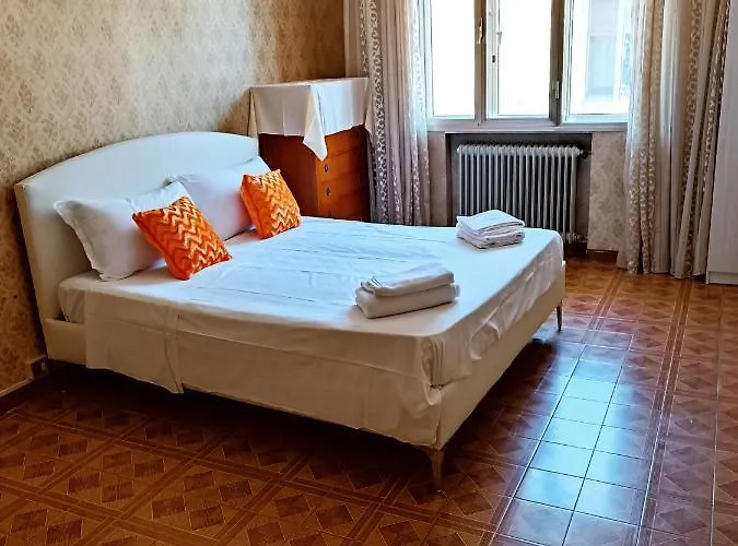 ベッド・アンド・ブレックファスト Locazione Turistica