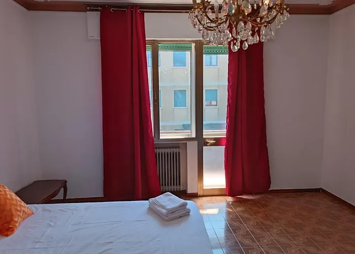 Locazione Turistica ベッド・アンド・ブレックファスト テッセラ