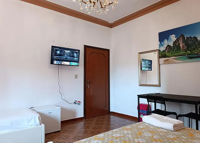 Locazione Turistica ベッド・アンド・ブレックファスト テッセラ