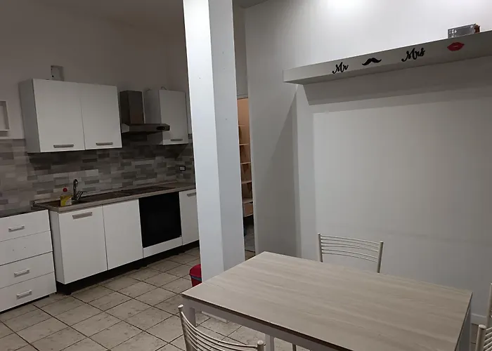 ベッド・アンド・ブレックファスト Locazione Turistica *